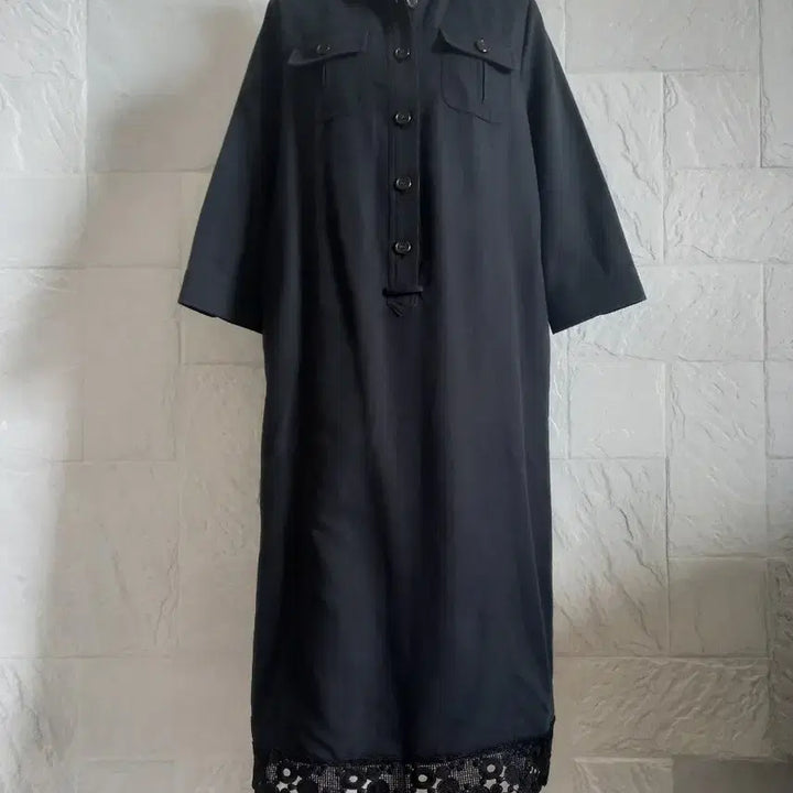 [BUNJANG] BCBG Lace Trimmed Midi Dress / BCBG  밑단 레이스 원피스