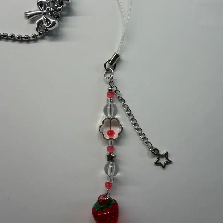 [BUNJANG] Handmade Silver Strawberry Charm Keychain / 실버딸기키링