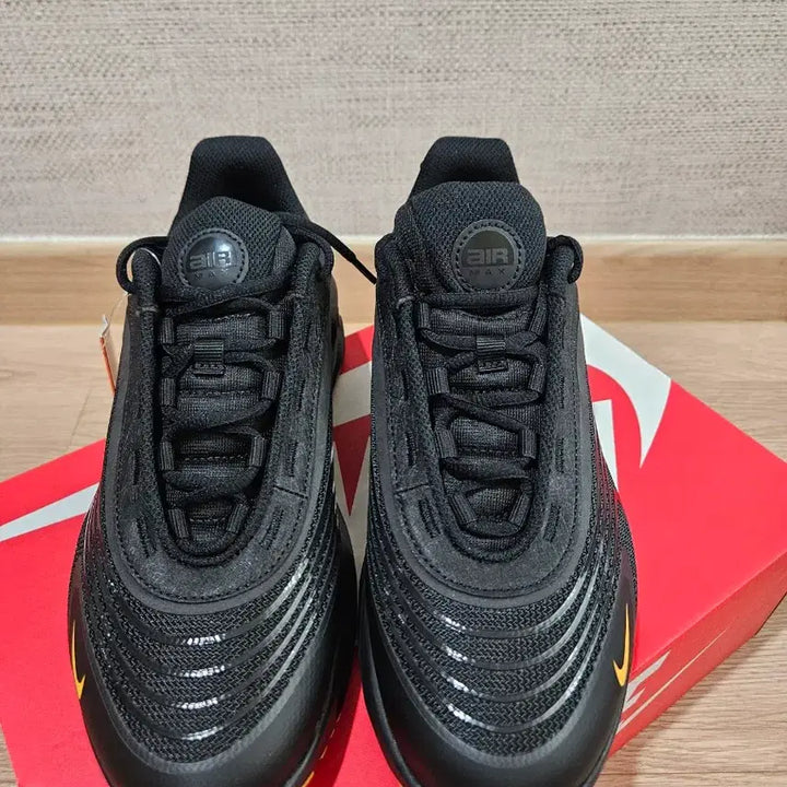 [BUNJANG] Nike Air Max Fire Black Sneakers (265mm) / 나이키 에어맥스 파이어 새상품(265)