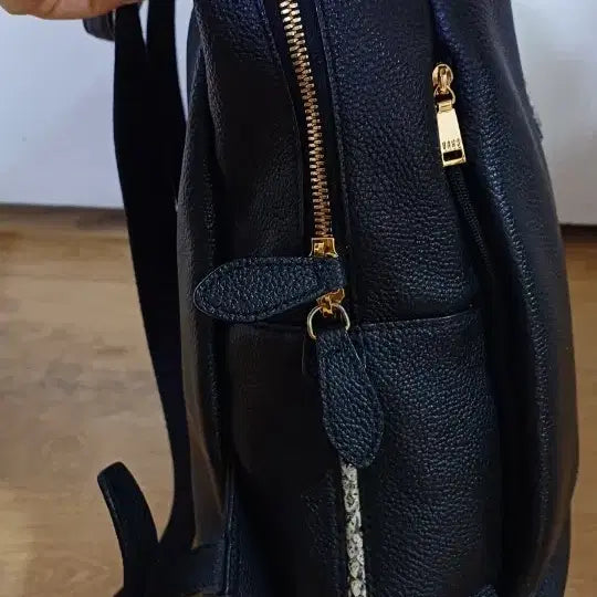 [BUNJANG] Daks Cowhide Leather Backpack / 닥스 소가죽 백팩