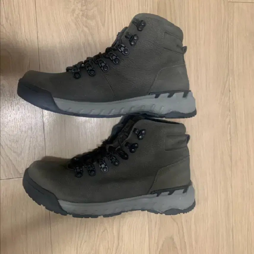 [BUNJANG] K2 Mighty Leather Hiking Boots 270 Khaki / k2 마이티 부츠 등산 트레킹 270 판매 합니다