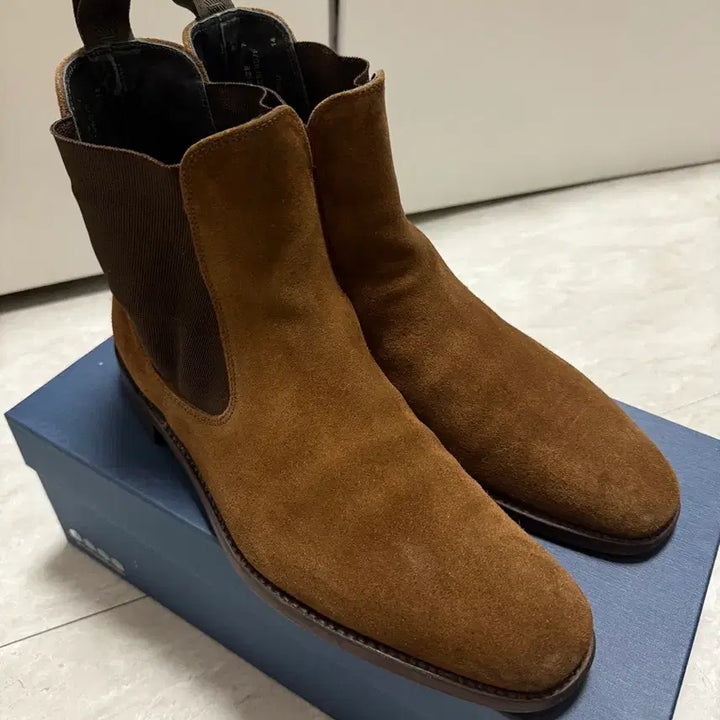 [BUNJANG] Loake Suede Chelsea Boots Brown 270 / 로크 스웨이드 첼시 부츠 브라운 270