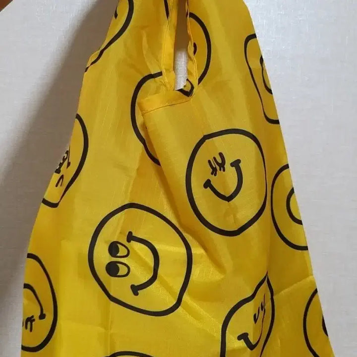 [BUNJANG] Lost Butter Foldable Market Bag Mini (Happy Face) - Bright Yellow / 버터 마켓백 찾아요..