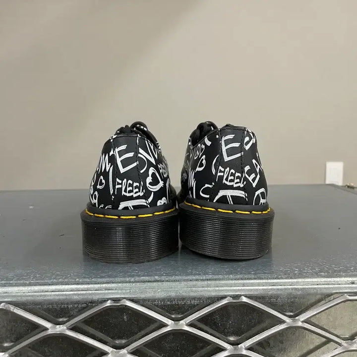 [BUNJANG] Dr. Martens 1461 Printing UK 6 / 닥터마틴 1461 프린팅 Uk6
