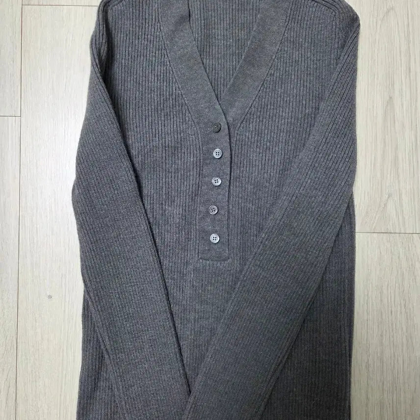 [BUNJANG] Ornit Knit Grey / 오르 니트 s 그레이