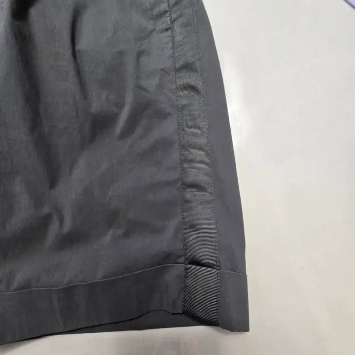 [BUNJANG] T.I FOR MEN Banding Half Pants Grey 86 / 1860 T.I FOR MEN 밴딩 하프팬츠 그레이 86 남성 반바지