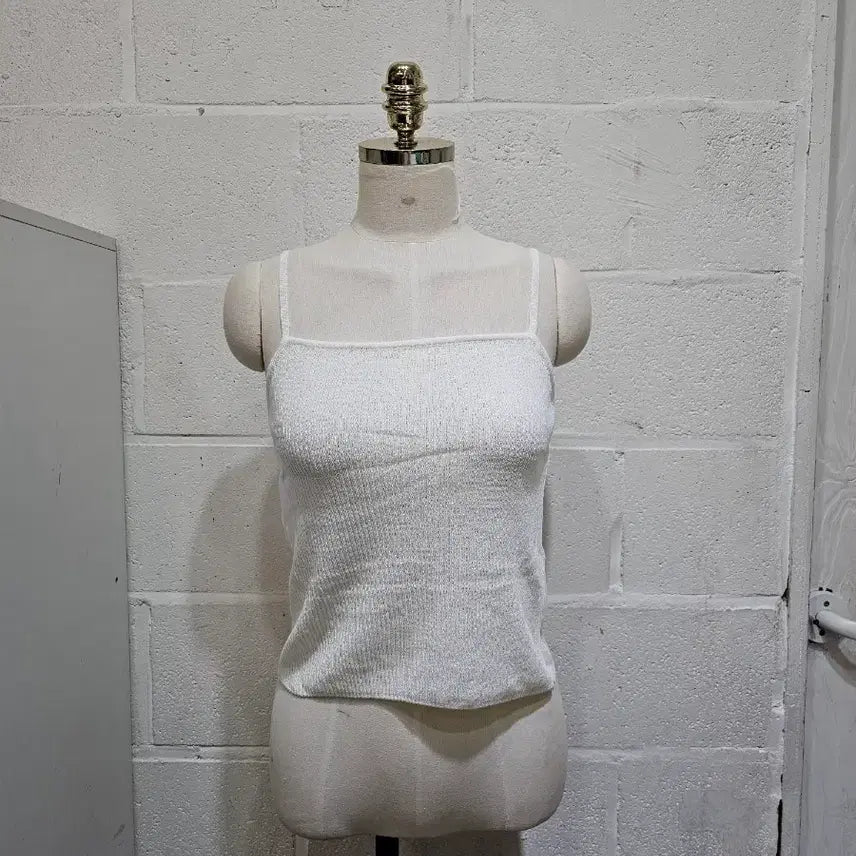 [BUNJANG] Cool Material Knit Crop Tank Top - Cream / 쿨소재 니트 크롭 나시- 크림색