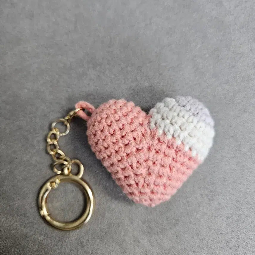 [BUNJANG] Handmade Knitted Heart Keyring / 핸드메이드 뜨개 하트 키링