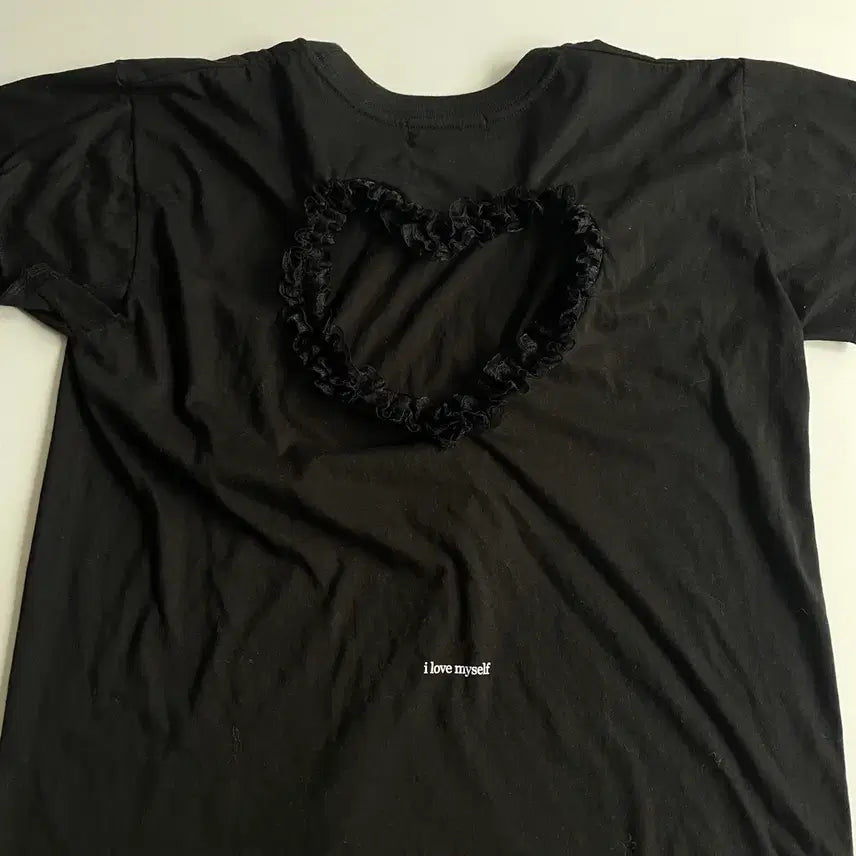 [BUNJANG] DEUNG EUN Heart T-Shirt Black / 동은 하트 티셔츠 블랙
