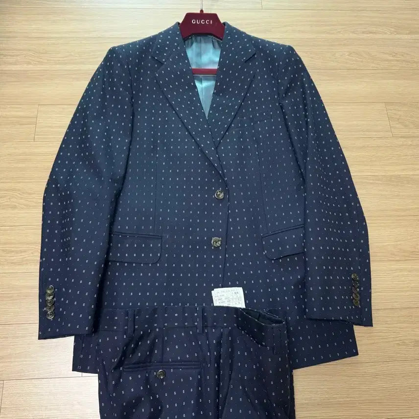 [BUNJANG] Gucci G Pattern Navy Suit Set / 구찌 수트 정장