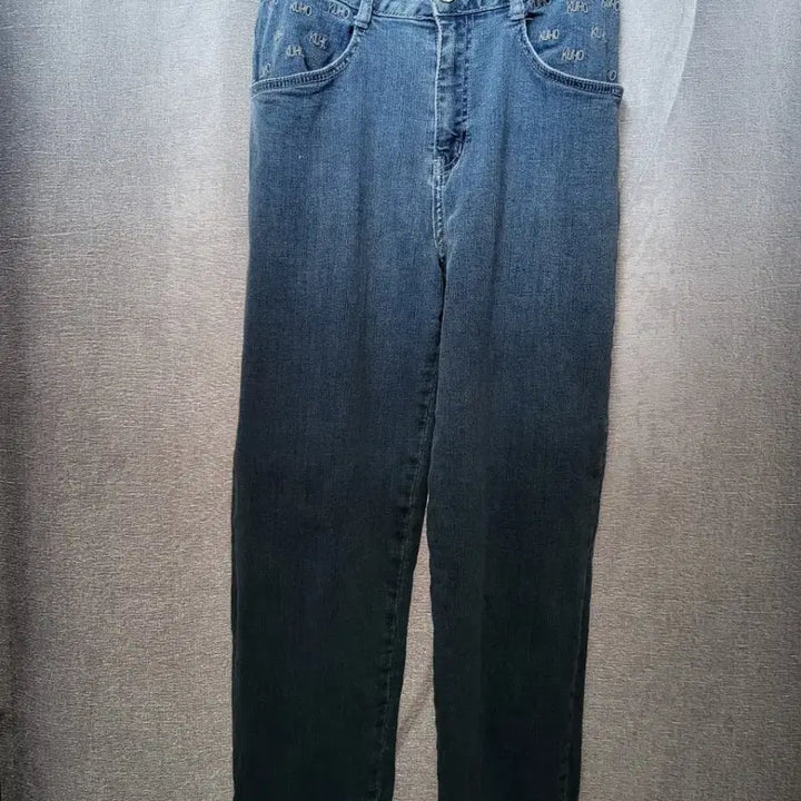 [BUNJANG] KUHO Two-Tone Denim Jeans with Repeating Logo Detail / KUHO 청바지 데님 바지
