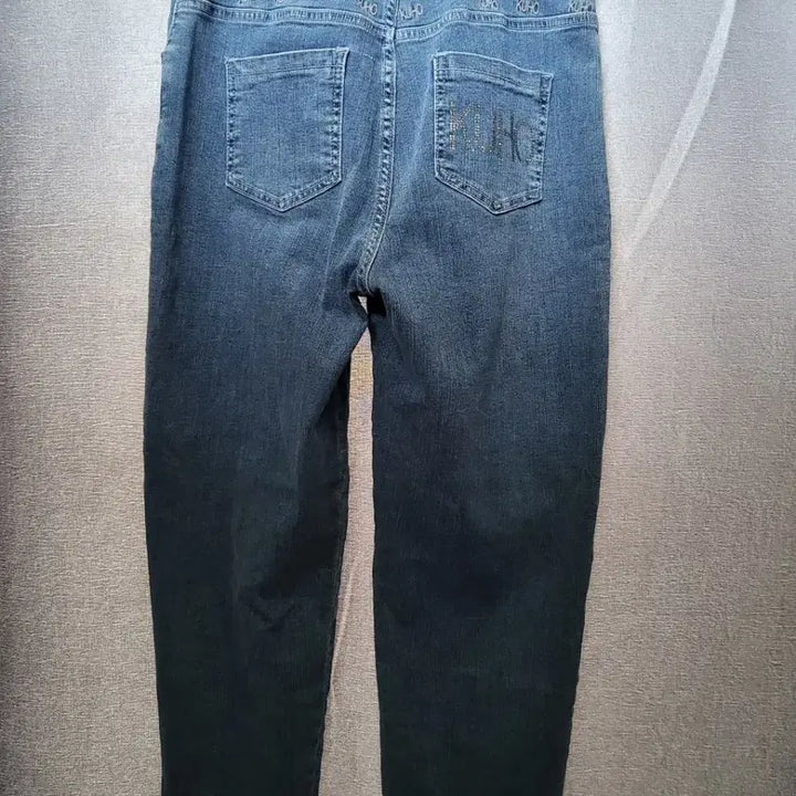 [BUNJANG] KUHO Two-Tone Denim Jeans with Repeating Logo Detail / KUHO 청바지 데님 바지