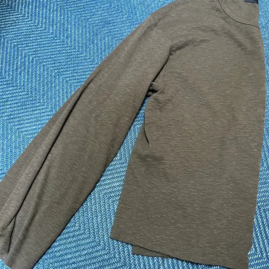 [BUNJANG] Dive In Slub Long Sleeve Khaki Size 0 / 다이브인 슬럽 롱슬리브 카키 0사이즈