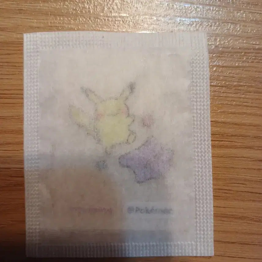 [BUNJANG] Colorgram Metamon Sticker Pikachu / 컬러그램 메타몽 스티커 띠부씰 피카츄 1장있어요