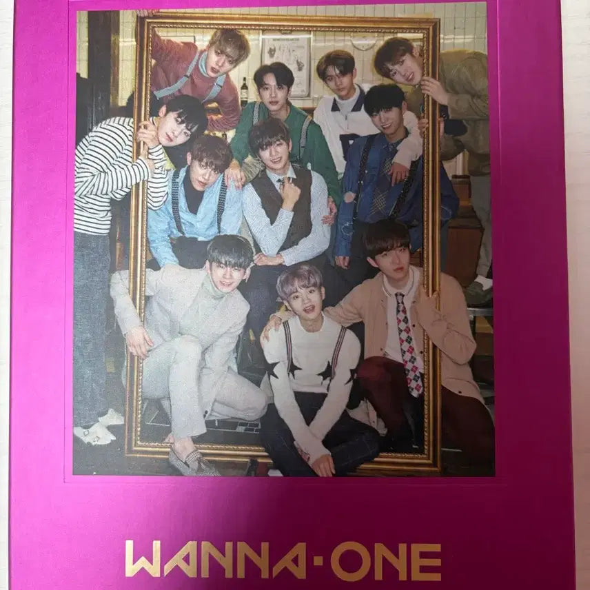 [BUNJANG] Wanna One Album (Hwang Minhyun / Ha Sung Woon) / 워너원 앨범 (황민현/하성운)
