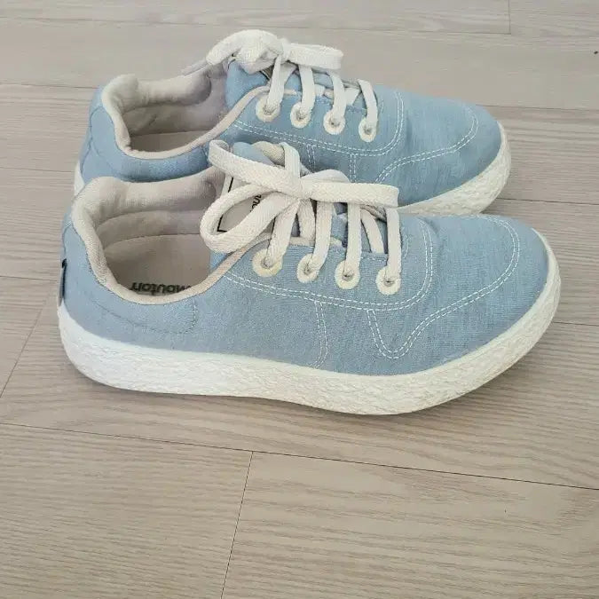 [BUNJANG] Lemont L.A. Sky Blue Sneakers Size 230 / 르무통 하늘색 스니커즈 230