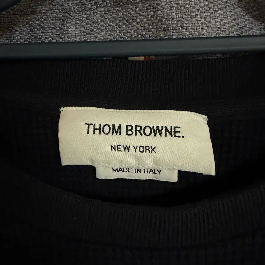 [BUNJANG] Thom Browne Diagonal Stripe Waffle Knit (3 Sizes) / [3] 톰브라운 사선완장 와플 니트 맨투맨