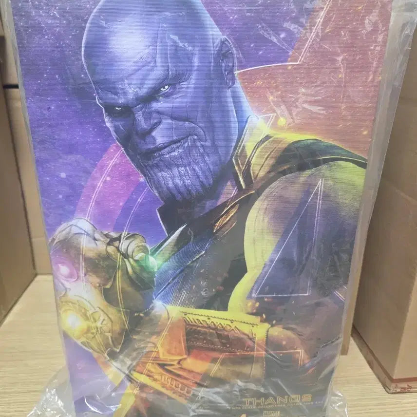 [BUNJANG] Hot Toys Thanos Infinity War Figure (Display Item) / 핫토이 타노스 인피니티 워 피규어 (개봉전시품)