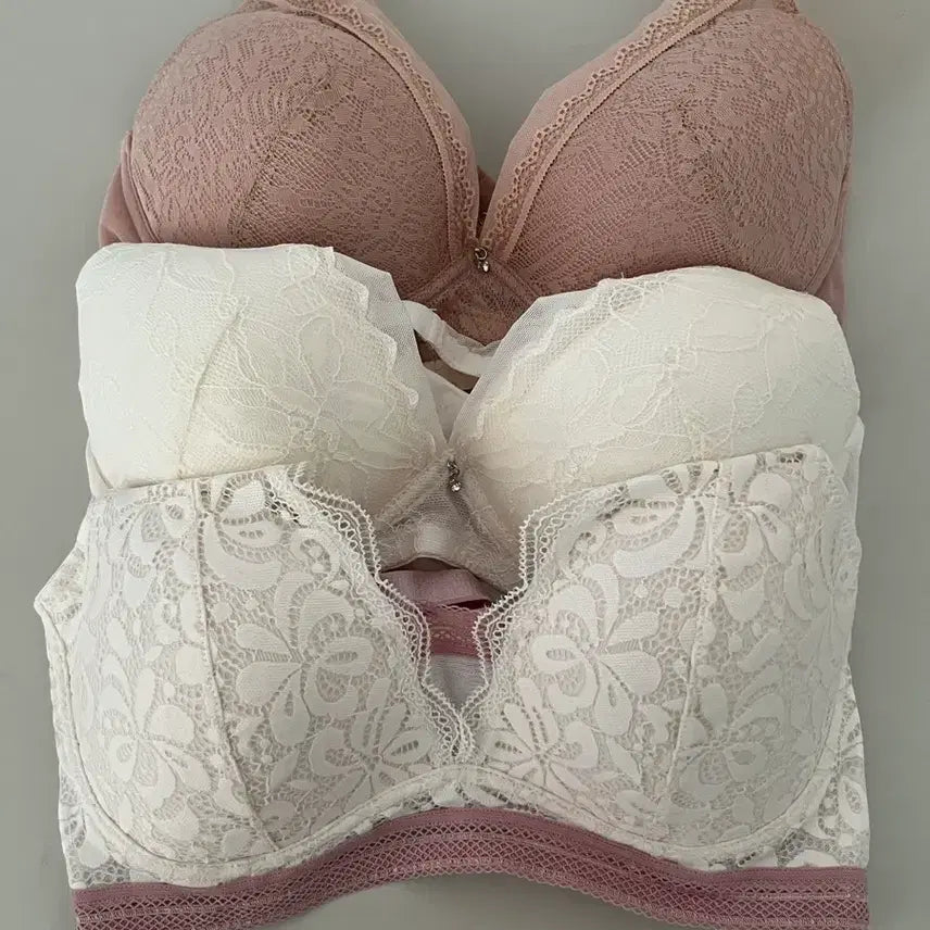 [BUNJANG] Vivien Lace Wire-Free Bra Set (75C) / 비비안 레이스 노와이어 브라 75C 스킨핑크,화이트,화이트/라벤더 세트