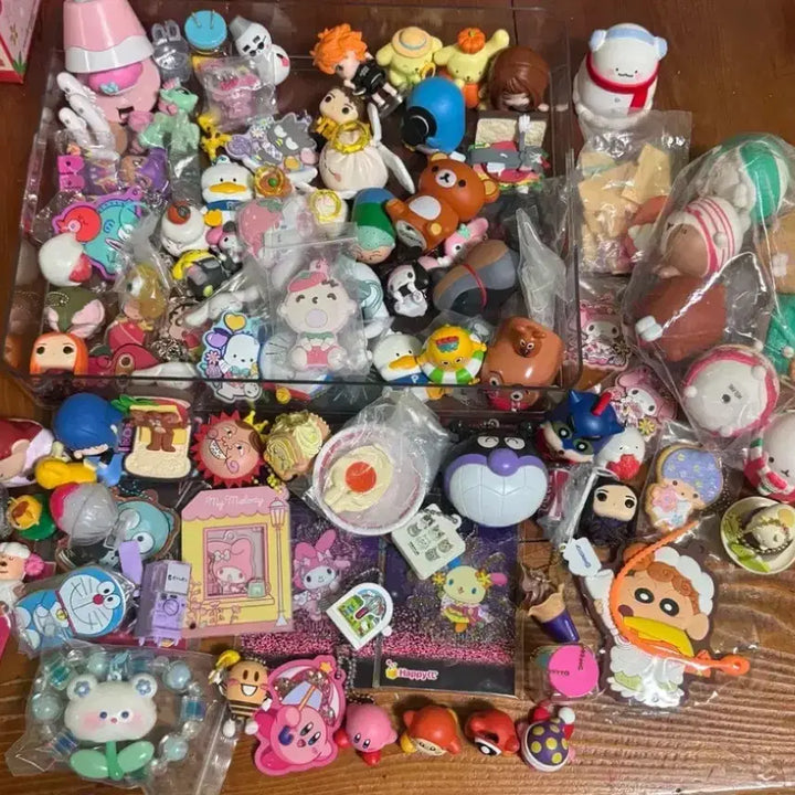 [BUNJANG] Random Character Keychain/Figure/Merchandise Collection (Gacha) / 랜덤 캐릭터 키링/피규어/굿즈 모음 (가챠)