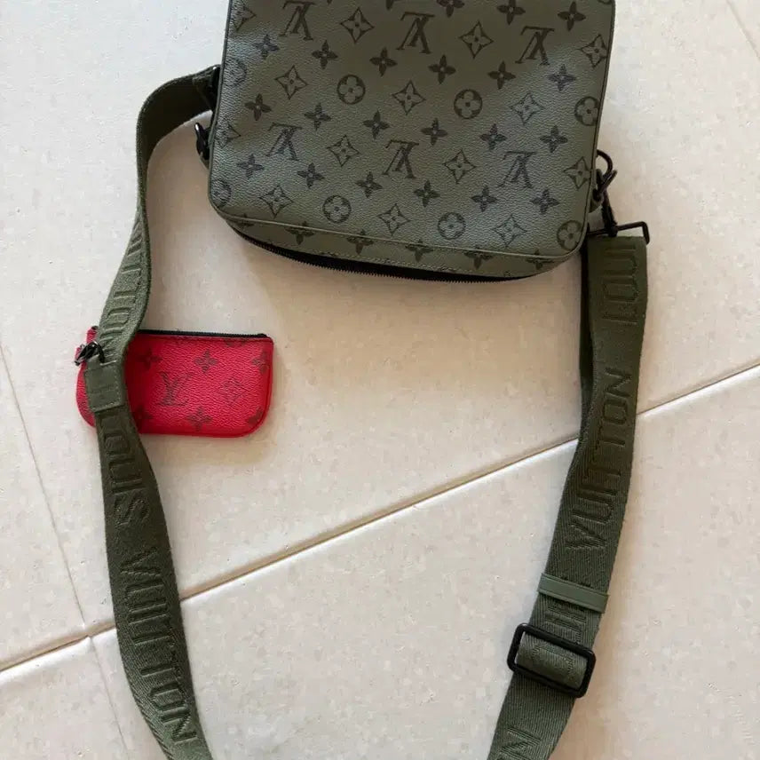 [BUNJANG] Louis Vuitton Trio Messenger Bag / 루이비통 트리오메신져