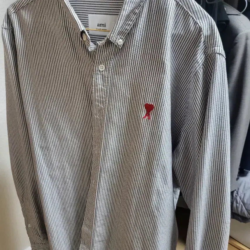 [BUNJANG] AMI Striped Shirt / 아미(ami) 스트라이프 셔츠 42(m) 판매합니다.