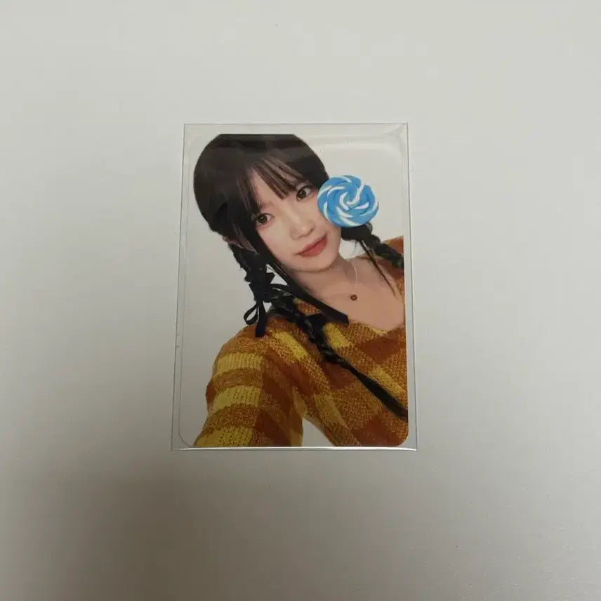 [BUNJANG] fromis_9 Song Hayoung Birthday Box WithMuu Photocard / 프로미스나인 송하영 생일박스 위드뮤 특전 포카