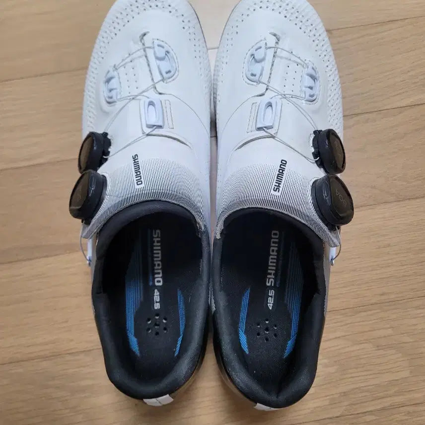 [BUNJANG] Shimano RC702 Road Cleat Shoes with Shimano Ultegra PD-R8000 Pedals / 시마노 RC702 로드클릿슈즈+시마노 울테그라 페달 판매합니다
