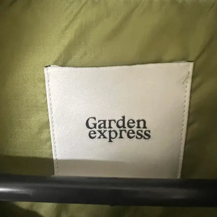[BUNJANG] Garden Express Light Vest (Olive Khaki) / 가든익스프레스 라이트 베스트(올리브카키)