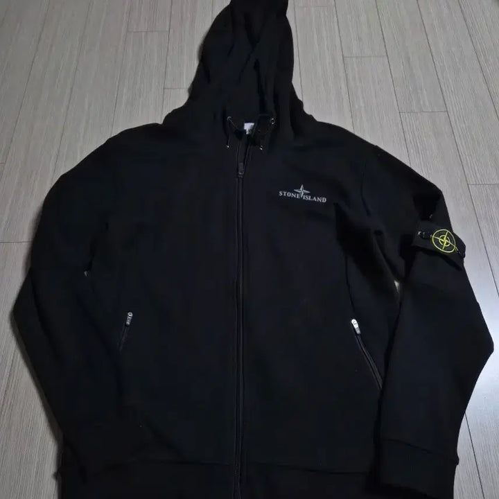 [BUNJANG] Stone Island Black Hoodie M / 스톤아일랜드 블랙 후드집업