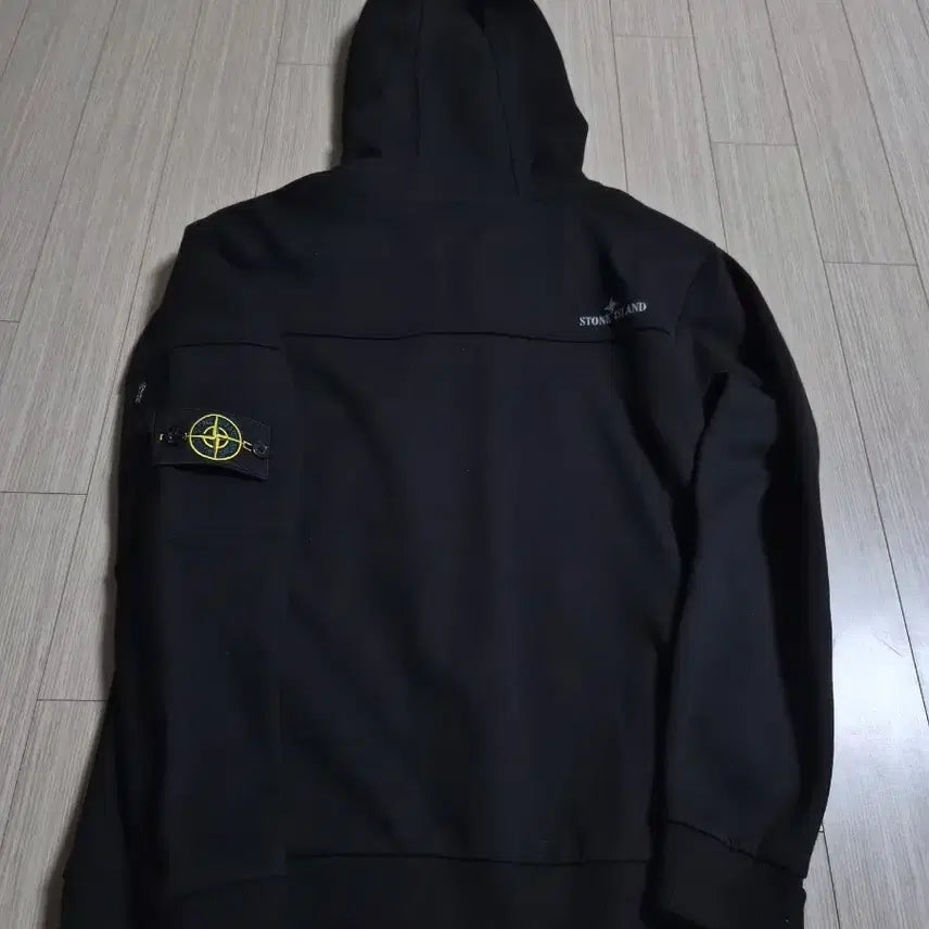 [BUNJANG] Stone Island Black Hoodie M / 스톤아일랜드 블랙 후드집업