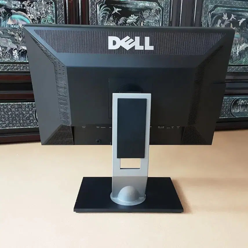 [BUNJANG] DELL U2414Hb 24-inch Monitor with Stand / DELL U2410F(모니터 + 거치대)