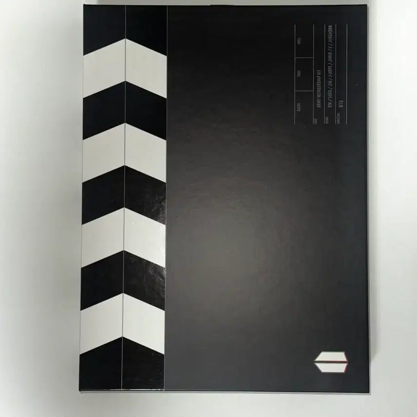[BUNJANG] BTS ARMY Membership Kit Season 6 / 방탄소년단 아미집 ARMY ZIP 아미 6기 멤버십 키트