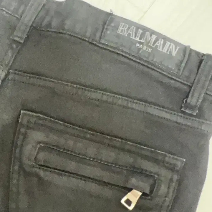 [BUNJANG] Balmain Coated Biker Jeans / 발망 코팅 바이커 진