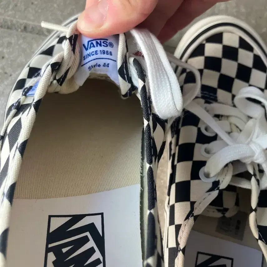 [BUNJANG] Vans Anaheim Authentic Checkerboard Style 44 Shoes / [실착3회] 반스 애너하임 어센틱 체커보드 스타일44 230