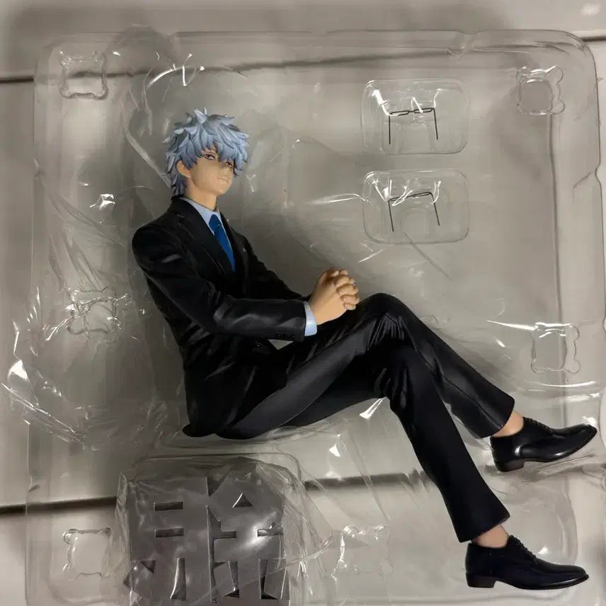[BUNJANG] Gintama GEM Suit Gintoki Figure / 은혼 GEM 긴토키 정장 피규어  풀파츠 상자 있음