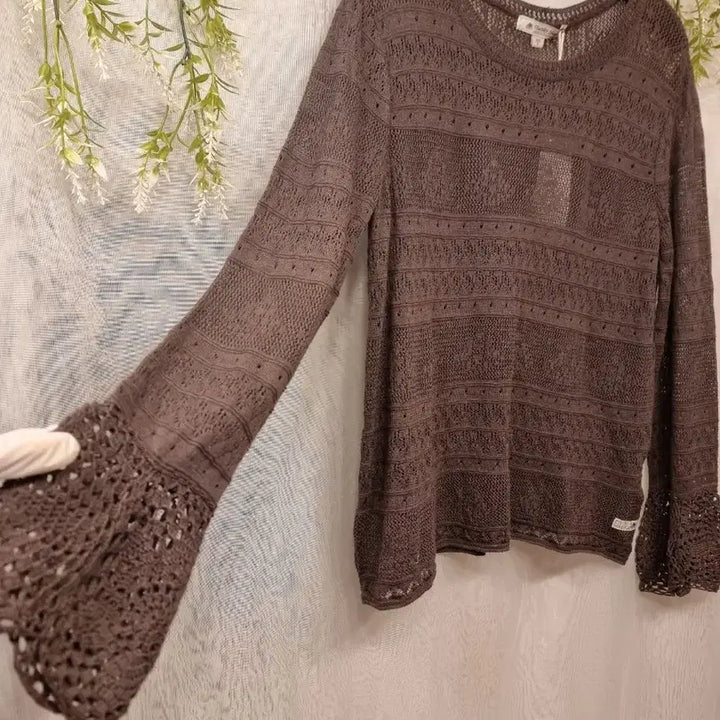 [BUNJANG] Thursday Island Openwork Knit Summer Sweater / 미착용 새옷 S 스카시 조직 여름니트 써스데이아일랜드