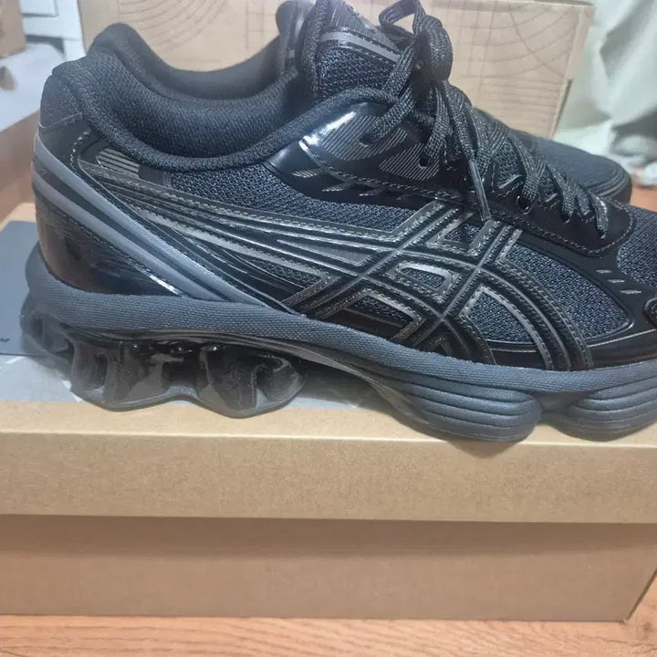 [BUNJANG] Asics Gel-Kinetic Fluent Graphite Grey Shoes / 아식스 잴 키네틱 플루언트 그래파이트 그레이