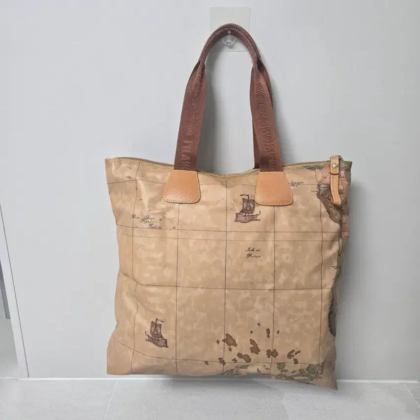 [BUNJANG] Martini Big Size World Map Pattern Tote Bag / 마르티니 빅사이즈 세계지도 패턴 토트백 남녀공용