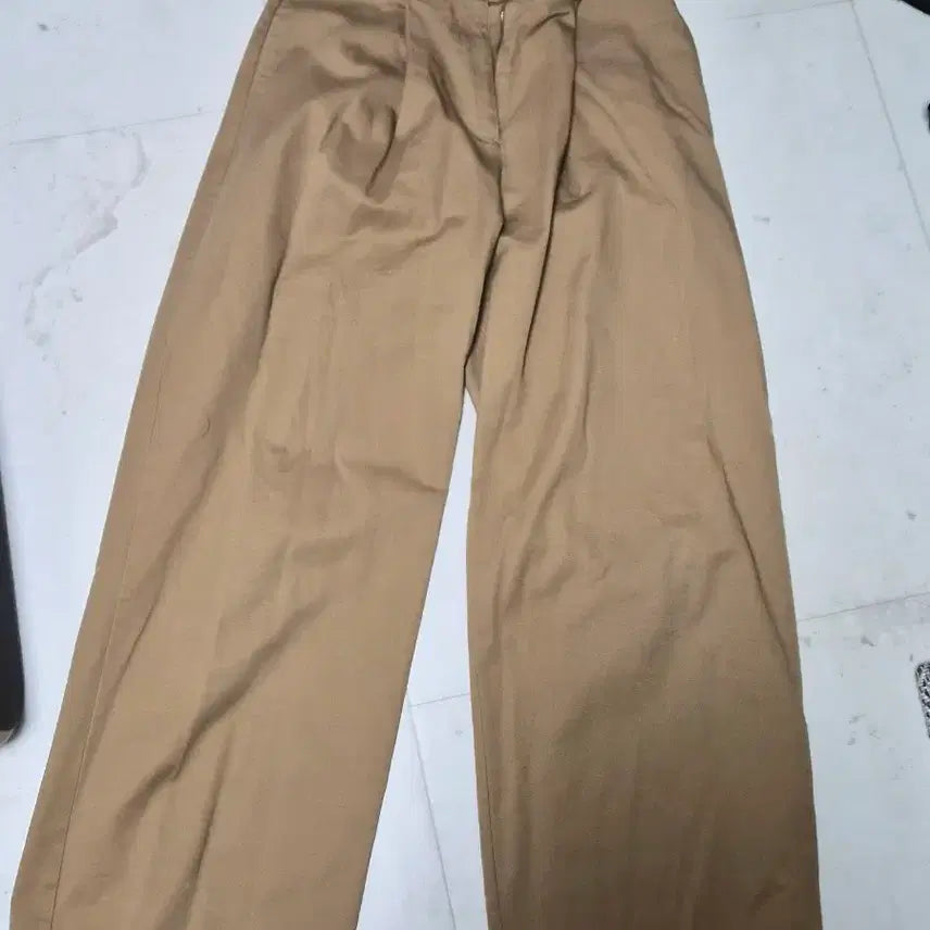 [BUNJANG] Wide Pintuck Cotton Pants - Beige, Size 2 / 와이드 핀턱 베이지 면바지 2사이즈