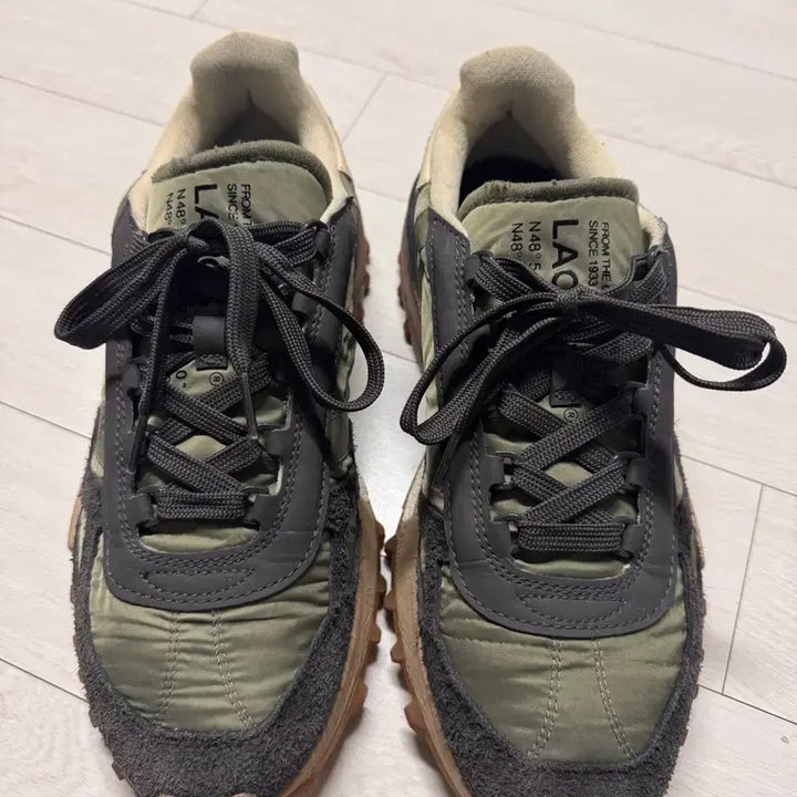 [BUNJANG] Lacoste Olive Khaki Sneakers / 라코스테 올리브 카키 스니커즈 285