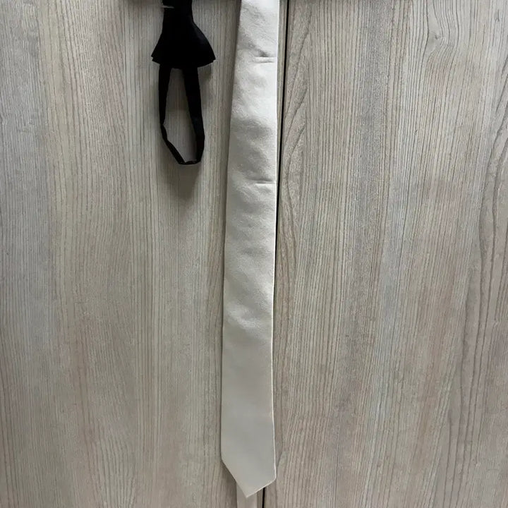 [BUNJANG] Mannergram Silk Tie / 매너그램 실크타이