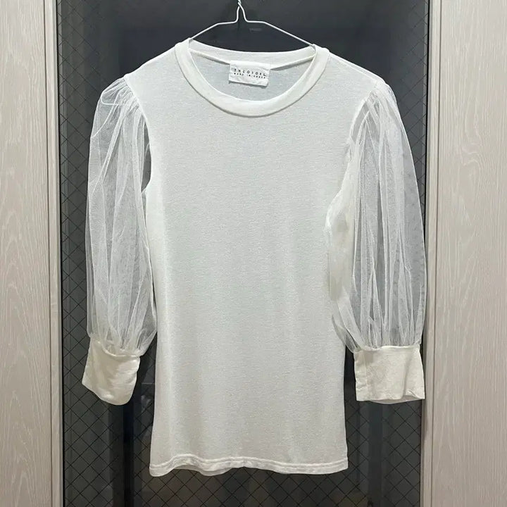 [BUNJANG] Sheer Puff Sleeve Spandex Knit Top / 시스루 퍼프 소매 스판 니트