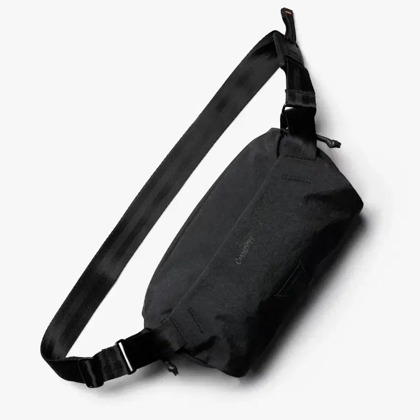 [BUNJANG] Bellroy Carryology Essential Sling Bag Black / 벨로이 캐리올로지 에센셜 슬링백 블랙 팝니다.
