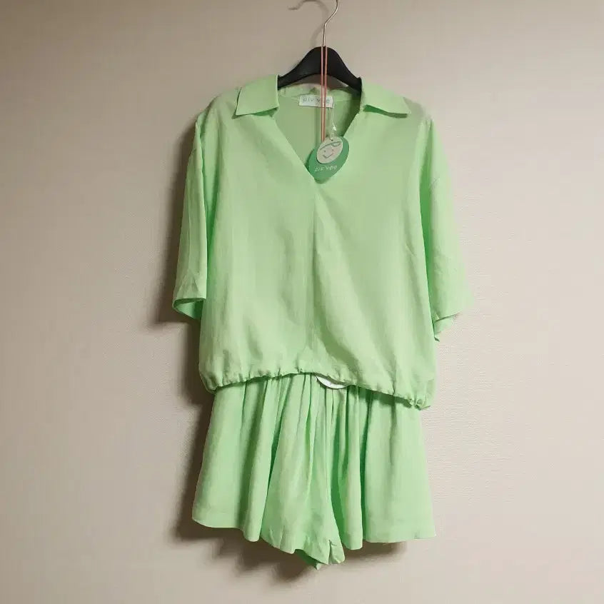 [BUNJANG] PIVEE Linen Top + Shorts Set Light Green / 피브비 골프 PIVVEE 라이트그린 린넨 탑 + 쇼츠 프리 새상품