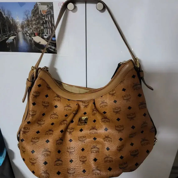 [BUNJANG] MCM Monogram Shoulder Bag Brown / MCM 숄더백 브라운 모노그램