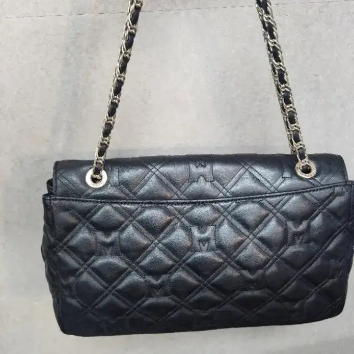 [BUNJANG] MCM Quilting Chain Shoulder Bag Black / 메트로시티 퀼팅 체인 숄더백 블랙