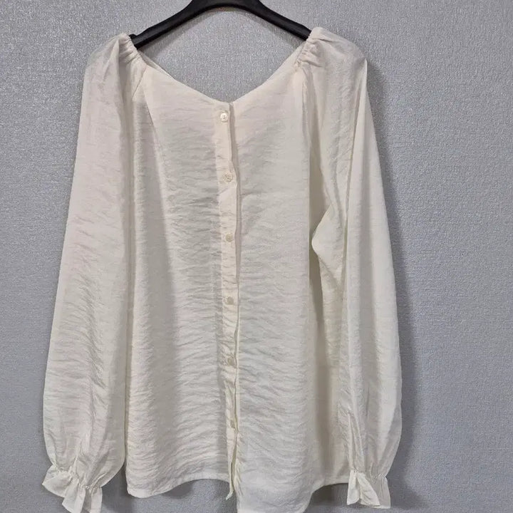[BUNJANG] V-Neck Rayon Blend Blouse Size 66 / 브이넥 레이온혼방 블라우스 66