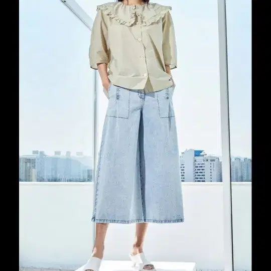 [BUNJANG] SYSTEM Frill Collar Blouse / 시스템 프릴 칼라 블라우스