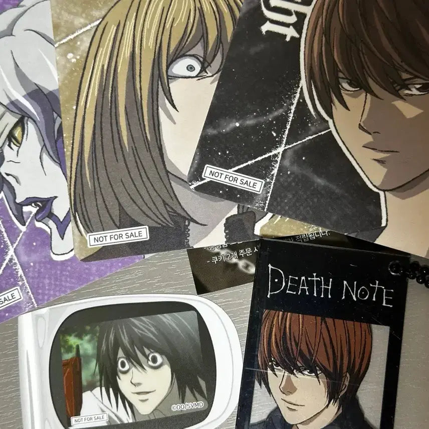 [BUNJANG] Toonique Death Note Cafe Collaboration Coaster, Light Yagami Acrylic Keyring, and L Bundle Set / 투니크 데스노트 콜라보 카페 코스터+라이토 아크릴키링+엘 일괄